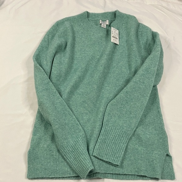 J Crew super soft crewneck sweater - Picture 2 of 6